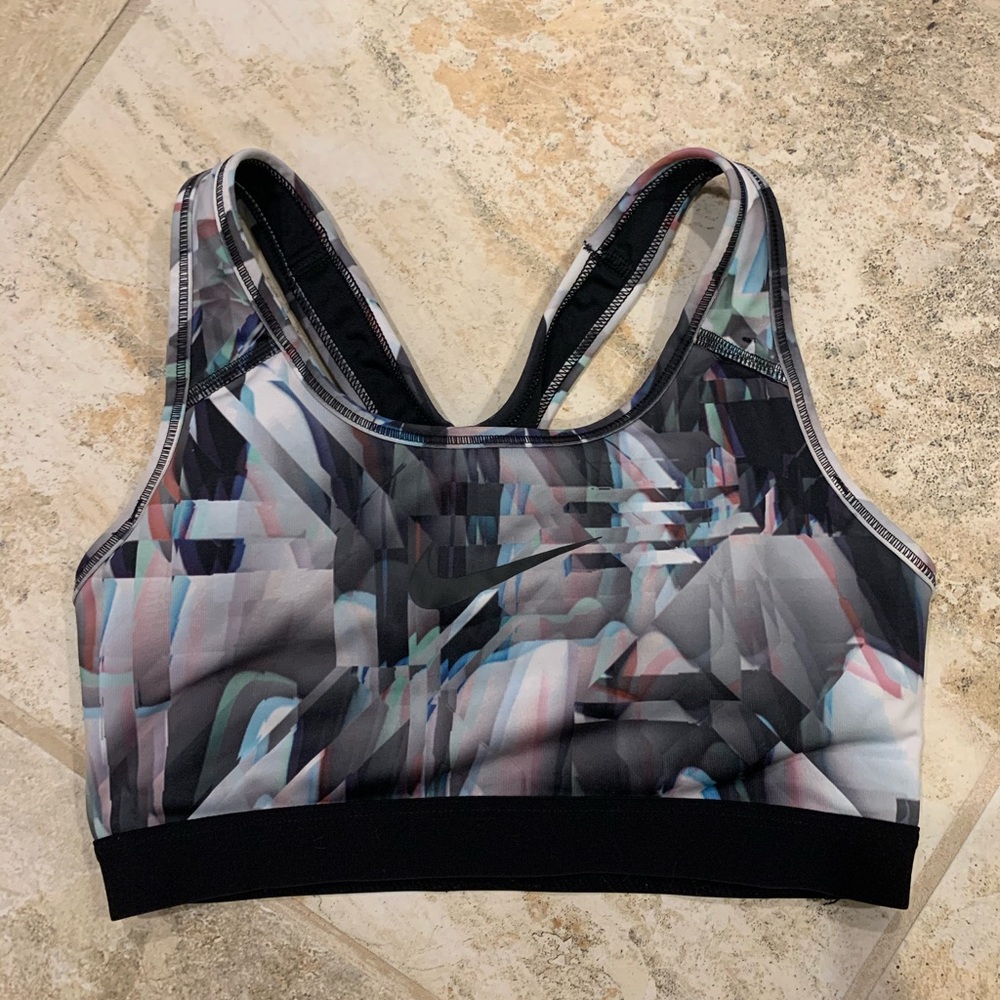 NIKE sports bra